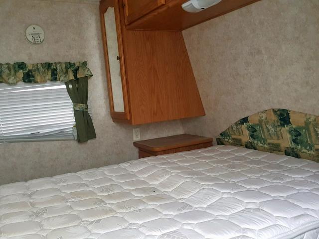 4YDT2522673105621 - 2007 KEYSTONE RV WHITE photo 6