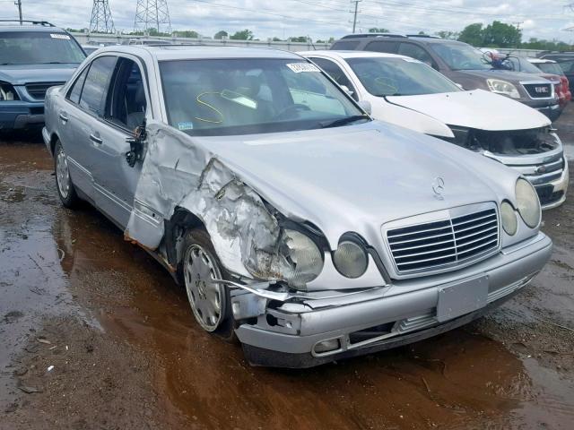 WDBJF65FXWA631486 - 1998 MERCEDES-BENZ E 320 SILVER photo 1