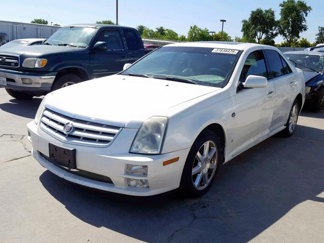 1G6DW677660190646 - 2006 CADILLAC STS WHITE photo 2