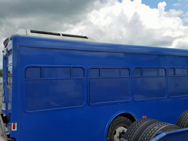 5B4LP152673423169 - 2007 WORKHORSE CUSTOM CHASSIS BUS CHASSI BLUE photo 4