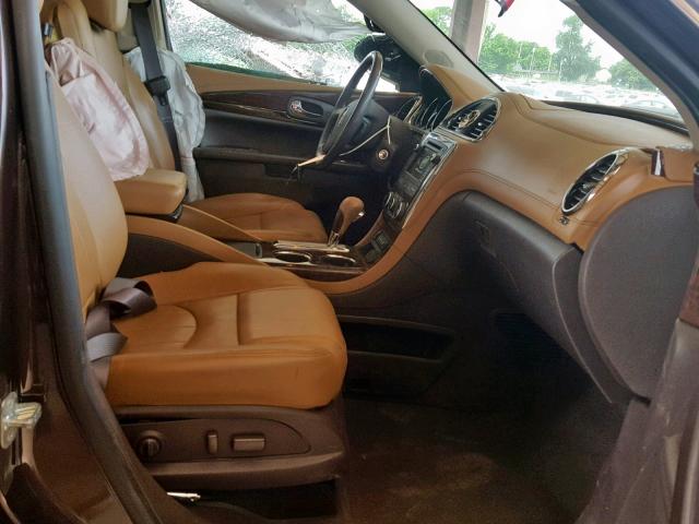 5GAKRCKD8GJ298643 - 2016 BUICK ENCLAVE BROWN photo 5