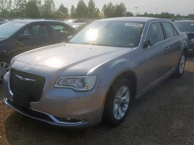 2C3CCAAG5FH743784 - 2015 CHRYSLER 300 LIMITE SILVER photo 2