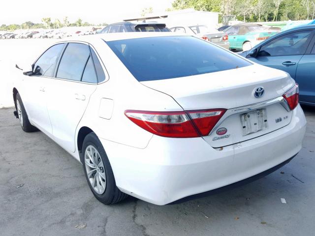 4T1BD1FK5FU164708 - 2015 TOYOTA CAMRY HYBR WHITE photo 3