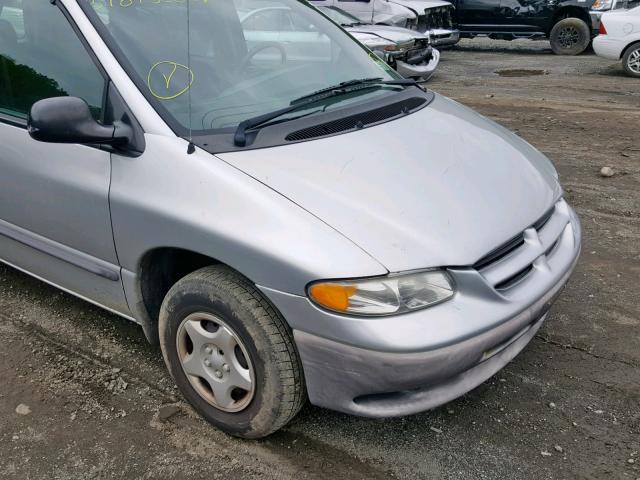 2B4FP25B1YR662115 - 2000 DODGE CARAVAN SILVER photo 9