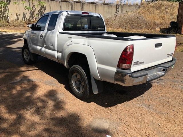 5TETU62N46Z262626 - 2006 TOYOTA TACOMA PRE WHITE photo 3