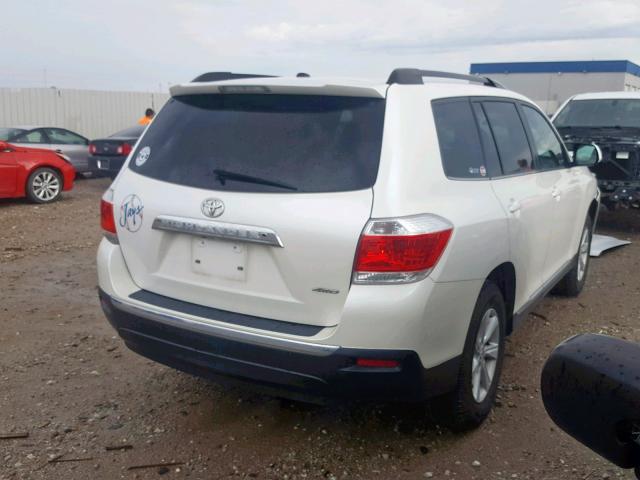 5TDBK3EH8CS097579 - 2012 TOYOTA HIGHLANDER WHITE photo 4