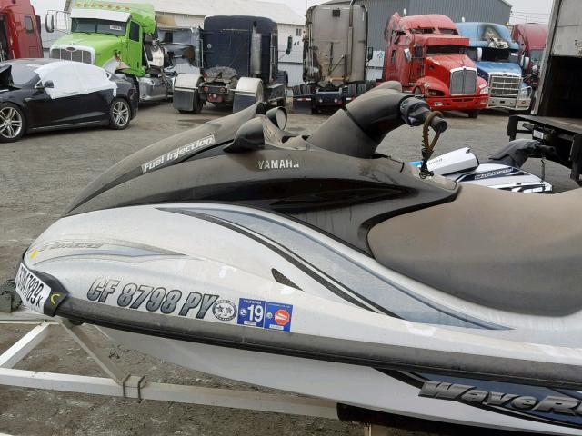 YAMA3027A303 - 2004 YAMAHA WAVERUNNER TWO TONE photo 5