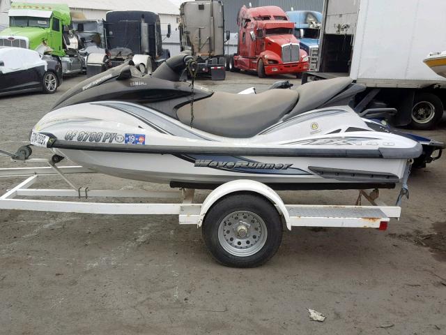 YAMA3027A303 - 2004 YAMAHA WAVERUNNER TWO TONE photo 9