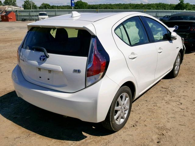 JTDKDTB34G1589564 - 2016 TOYOTA PRIUS C WHITE photo 4