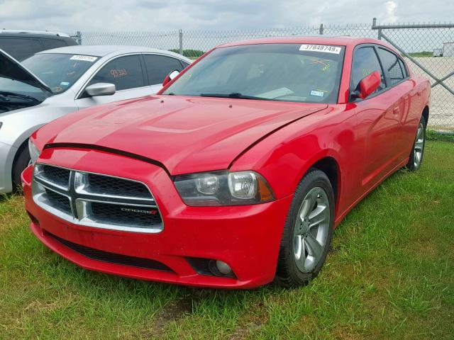 2C3CDXHG9EH263512 - 2014 DODGE CHARGER SX RED photo 2