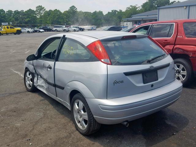 3FAFP31363R186976 - 2003 FORD FOCUS ZX3 SILVER photo 3