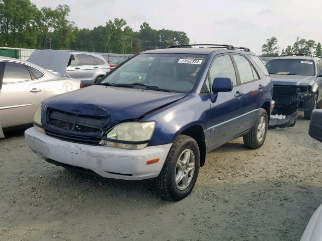 JTJGF10U320141375 - 2002 LEXUS RX 300 BLUE photo 2