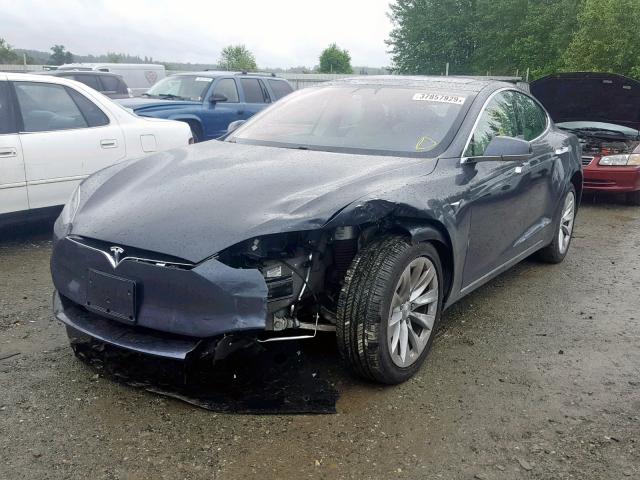5YJSA1E20JF267566 - 2018 TESLA MODEL S Boz foto 2