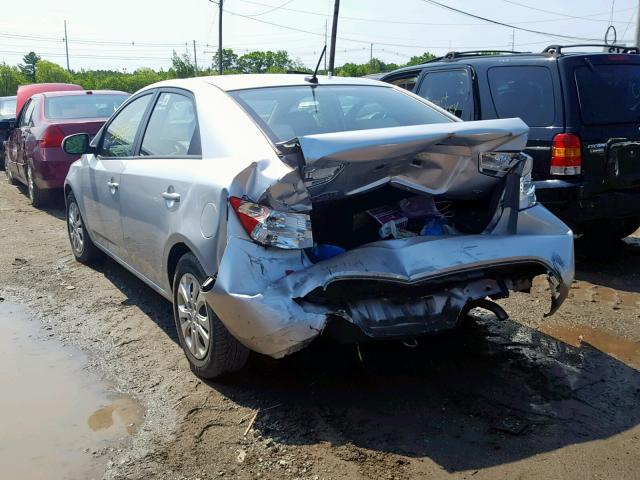 KNAFU4A27D5741192 - 2013 KIA FORTE EX SILVER photo 3