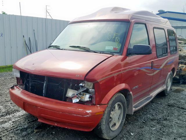 1GBEL19WXXB137010 - 1999 CHEVROLET ASTRO RED photo 2