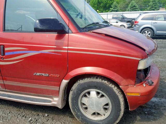 1GBEL19WXXB137010 - 1999 CHEVROLET ASTRO RED photo 9