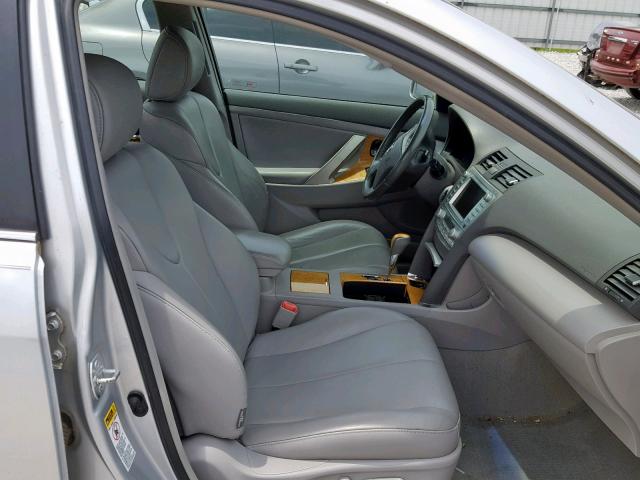 4T1BK46K67U036647 - 2007 TOYOTA CAMRY NEW SILVER photo 5