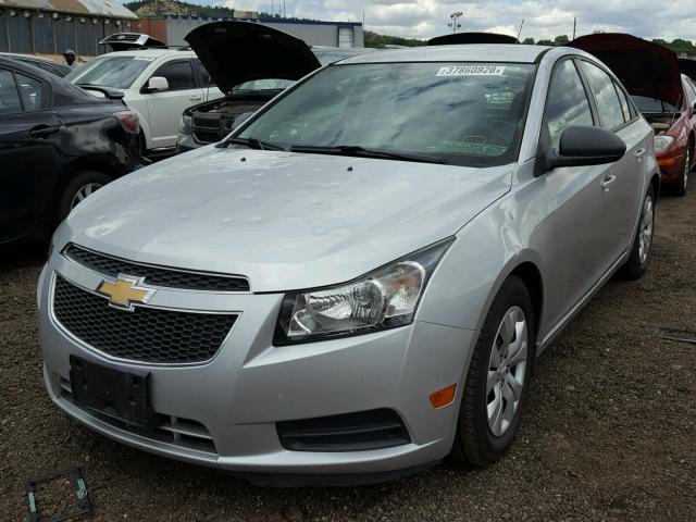 1G1PA5SHXE7272784 - 2014 CHEVROLET CRUZE LS SILVER photo 2