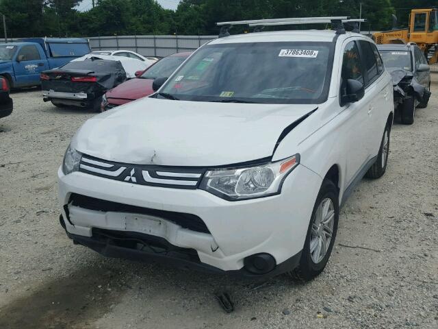 JA4AD2A34EZ017359 - 2014 MITSUBISHI OUTLANDER WHITE photo 2