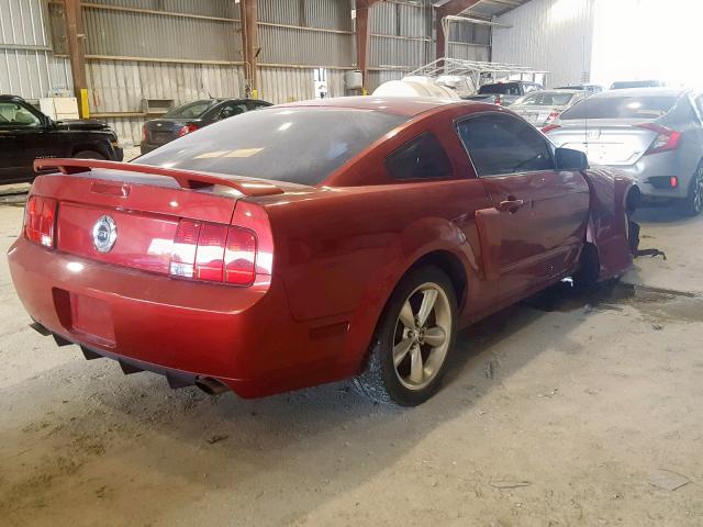 1ZVFT82H775338010 - 2007 FORD MUSTANG GT RED photo 4