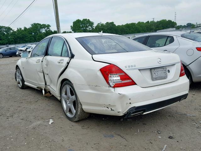 WDDNG7DB4CA435629 - 2012 MERCEDES-BENZ S 550 WHITE photo 3