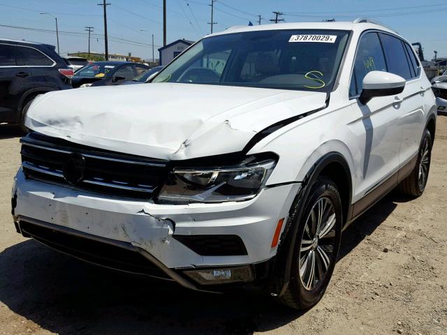 3VV3B7AXXJM147034 - 2018 VOLKSWAGEN TIGUAN SE WHITE photo 2