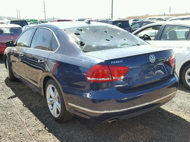 1VWBS7A36FC054461 - 2015 VOLKSWAGEN PASSAT SE BLUE photo 3