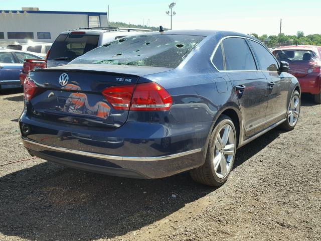 1VWBS7A36FC054461 - 2015 VOLKSWAGEN PASSAT SE BLUE photo 4