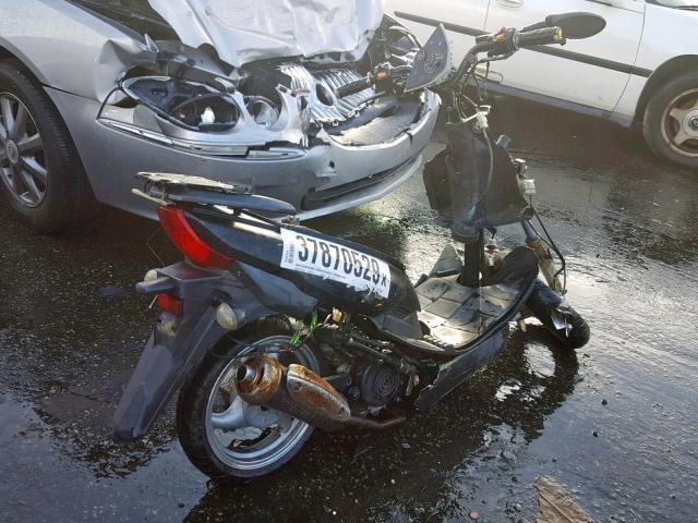 L5NTCBPA2A1801500 - 2010 OTHER SCOOTER BLACK photo 4