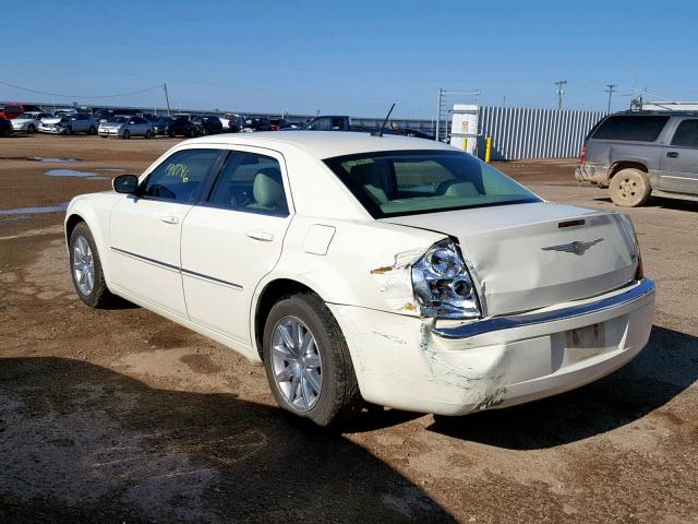 2C3KA33G58H305649 - 2008 CHRYSLER 300 LIMITE CREAM photo 3