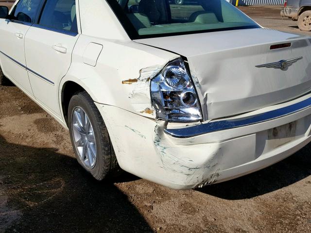 2C3KA33G58H305649 - 2008 CHRYSLER 300 LIMITE CREAM photo 9