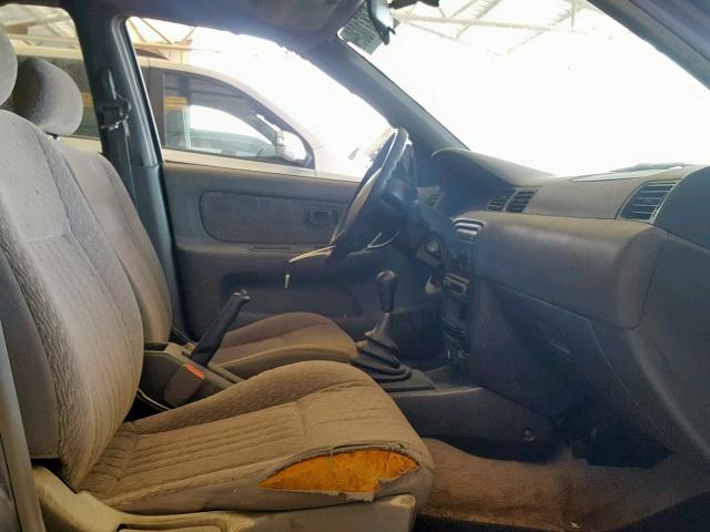 1N4AB41D7WC724563 - 1998 NISSAN SENTRA E SILVER photo 5