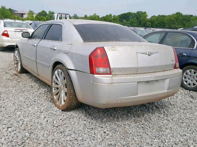 2C3KA43R26H458977 - 2006 CHRYSLER 300 SILVER photo 3