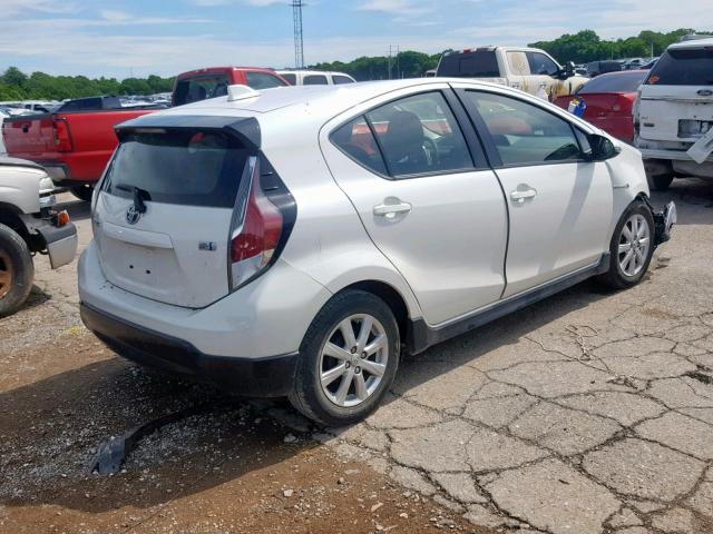 JTDKDTB33H1598094 - 2017 TOYOTA PRIUS C WHITE photo 4