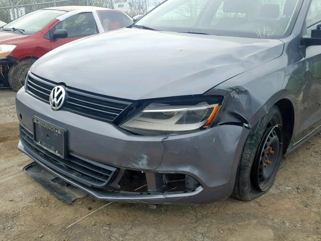 3VW2K7AJ8EM355017 - 2014 VOLKSWAGEN JETTA BASE GRAY photo 9