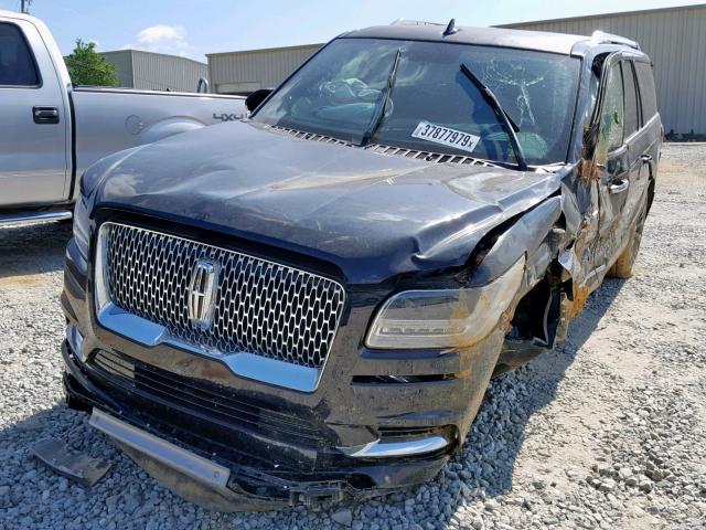 5LMJJ3HT9JEL01817 - 2018 LINCOLN NAVIGATOR BLACK photo 2