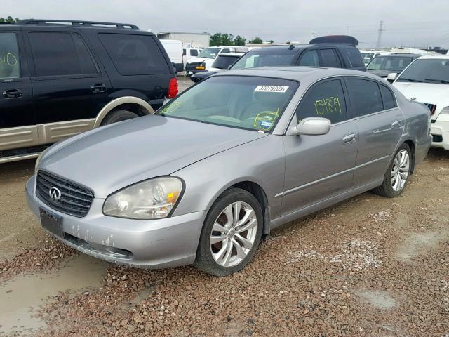 JNKBF01AX2M001987 - 2002 INFINITI Q45 SILVER photo 2