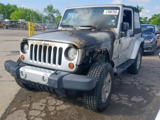 1C4AJWBG6CL130852 - 2012 JEEP WRANGLER S 银色 照片 2