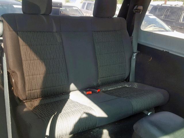 1C4AJWBG6CL130852 - 2012 JEEP WRANGLER S 银色 照片 6