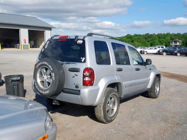 1J8GL38K05W669802 - 2005 JEEP LIBERTY RE SILVER photo 3