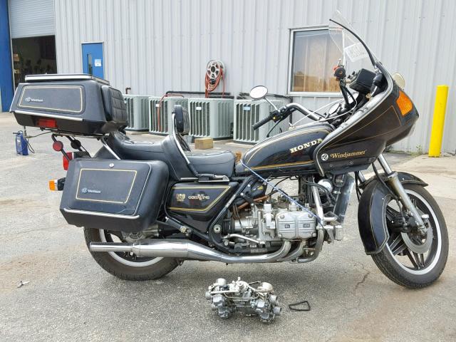 1HFSC0209BA110139 - 1981 HONDA GL1100 BLACK photo 9