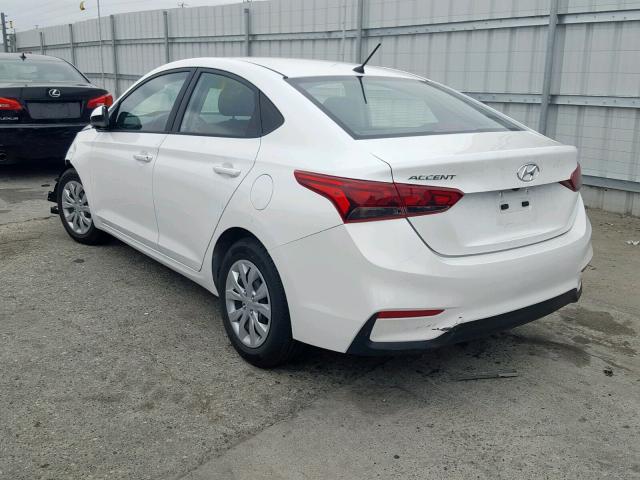 3KPC24A39KE071845 - 2019 HYUNDAI ACCENT SE WHITE photo 3