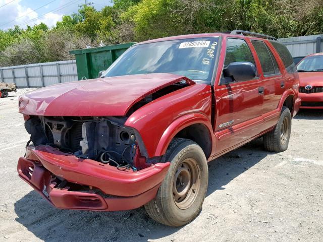 1GNCS13XX3K149215 - 2003 CHEVROLET BLAZER RED photo 2