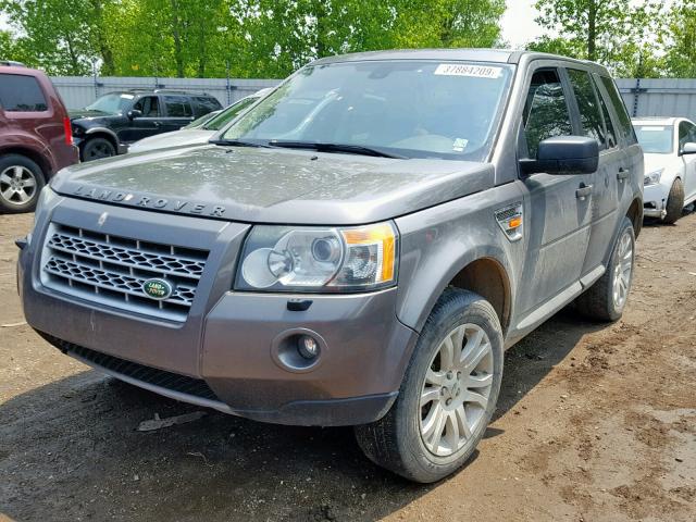 SALFP24N48H031961 - 2008 LAND ROVER LR2 SE GRAY photo 2