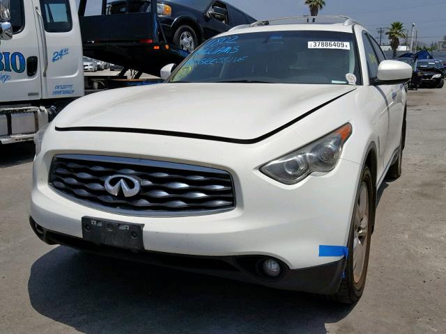 JNRAS18U79M101196 - 2009 INFINITI FX35 WHITE photo 2