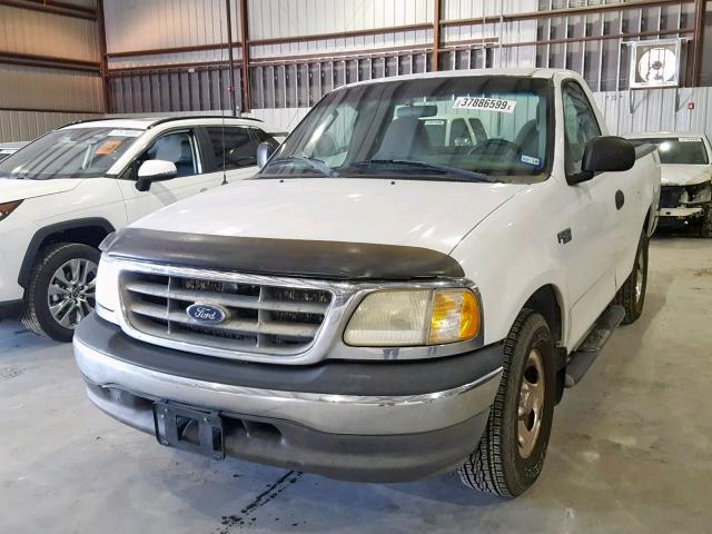 1FTRF17212NB13089 - 2002 FORD F150 WHITE photo 2