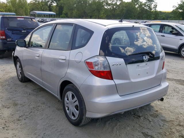 JHMGE8H32BC028539 - 2011 HONDA FIT SILVER photo 3