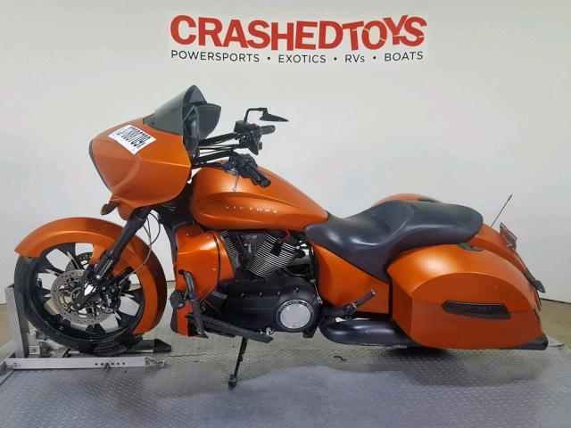 5VPDW36N7D3025620 - 2013 VICTORY MOTORCYCLES CROSS COUN ORANGE photo 5