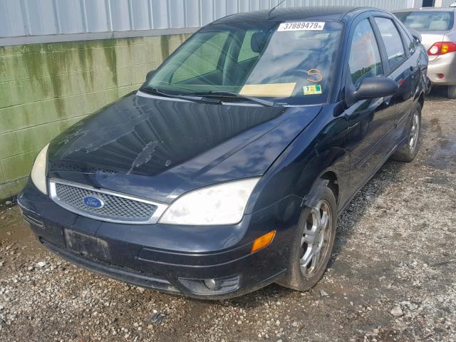 1FAFP34N46W181693 - 2006 FORD FOCUS ZX4 BLACK photo 2