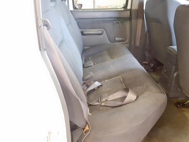 1N6ED27T24C469694 - 2004 NISSAN FRONTIER C WHITE photo 6